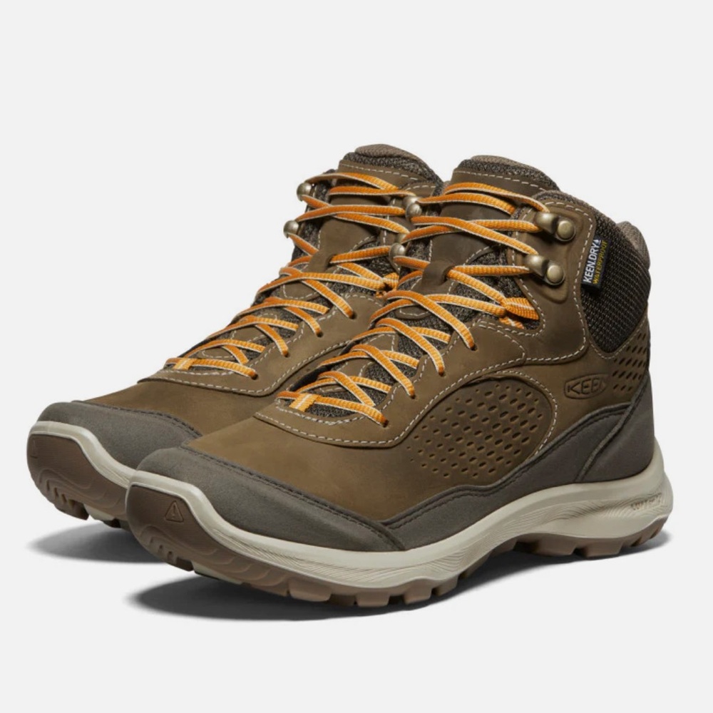 New w/box Keen Hiking boots women’s size 8